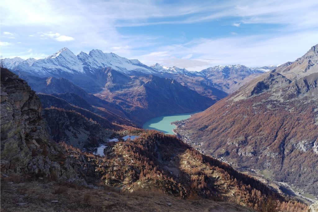 Laghi di Bellagarda visti da bocchetta Fioria