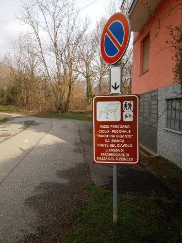 Cartello Big Bench #78